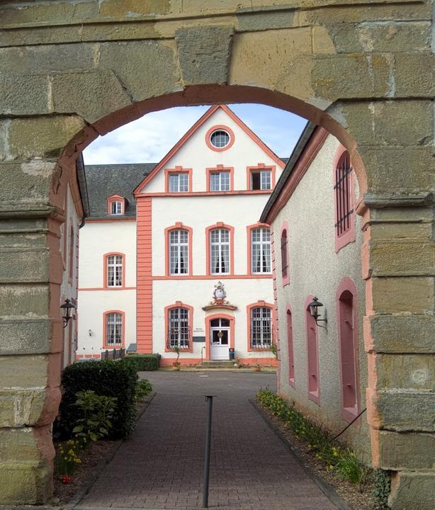 Burg Bollendorf