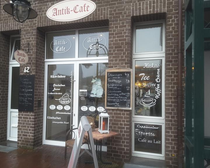 Helga Zukrigl Antik-Cafe